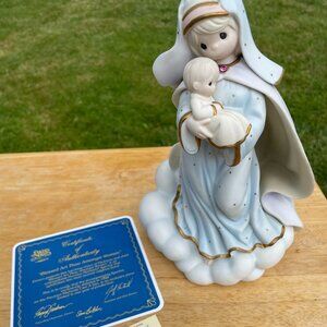 Vintage 1998 Authentic Precious Moments "Blessed Art Thou Amongst Women"